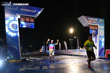 HO CHI MINH CITY NIGHT RUN EXIMBANK 2024 - Ảnh #2065448