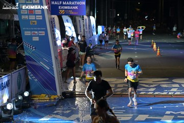 HO CHI MINH CITY NIGHT RUN EXIMBANK 2024 - Ảnh #2034768