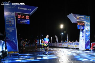 HO CHI MINH CITY NIGHT RUN EXIMBANK 2024 - Ảnh #2061308
