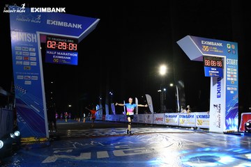 HO CHI MINH CITY NIGHT RUN EXIMBANK 2024 - Ảnh #2064565