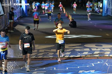 HO CHI MINH CITY NIGHT RUN EXIMBANK 2024 - Ảnh #2029451
