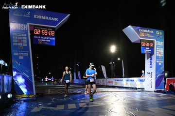 HO CHI MINH CITY NIGHT RUN EXIMBANK 2024 - Ảnh #2060776