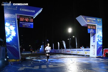 HO CHI MINH CITY NIGHT RUN EXIMBANK 2024 - Ảnh #2062960