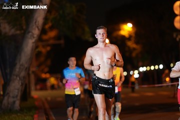 HO CHI MINH CITY NIGHT RUN EXIMBANK 2024 - Ảnh #2159612