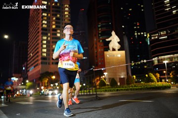 HO CHI MINH CITY NIGHT RUN EXIMBANK 2024 - Ảnh #1990220
