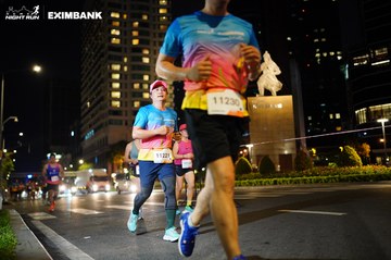 HO CHI MINH CITY NIGHT RUN EXIMBANK 2024 - Ảnh #1990553
