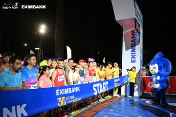 HO CHI MINH CITY NIGHT RUN EXIMBANK 2024 - Ảnh #1970537
