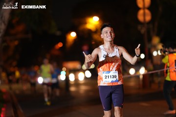 HO CHI MINH CITY NIGHT RUN EXIMBANK 2024 - Ảnh #2159382