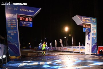 HO CHI MINH CITY NIGHT RUN EXIMBANK 2024 - Ảnh #2060403