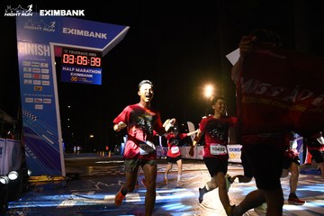 HO CHI MINH CITY NIGHT RUN EXIMBANK 2024 - Ảnh #2064570