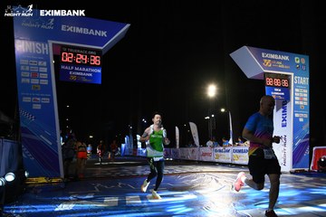 HO CHI MINH CITY NIGHT RUN EXIMBANK 2024 - Ảnh #2059843