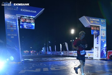HO CHI MINH CITY NIGHT RUN EXIMBANK 2024 - Ảnh #2062405