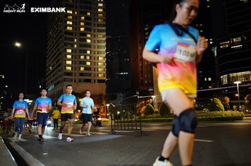 HO CHI MINH CITY NIGHT RUN EXIMBANK 2024 - Ảnh #1990857