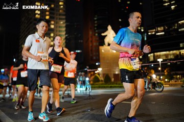 HO CHI MINH CITY NIGHT RUN EXIMBANK 2024 - Ảnh #1990275