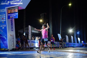 HO CHI MINH CITY NIGHT RUN EXIMBANK 2024 - Ảnh #2034918