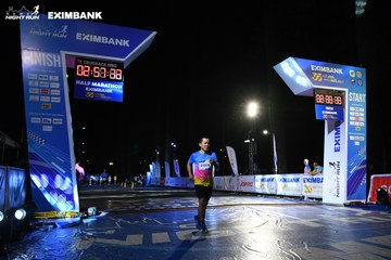 HO CHI MINH CITY NIGHT RUN EXIMBANK 2024 - Ảnh #2059276