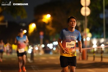 HO CHI MINH CITY NIGHT RUN EXIMBANK 2024 - Ảnh #2160182