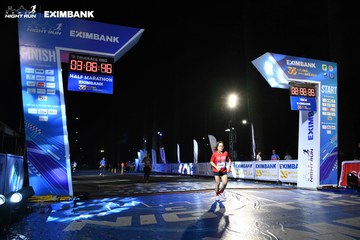 HO CHI MINH CITY NIGHT RUN EXIMBANK 2024 - Ảnh #2065662