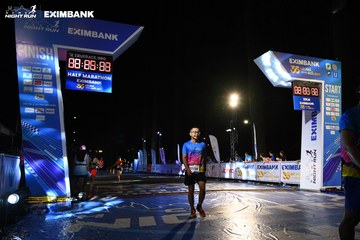 HO CHI MINH CITY NIGHT RUN EXIMBANK 2024 - Ảnh #2060642