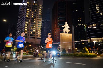 HO CHI MINH CITY NIGHT RUN EXIMBANK 2024 - Ảnh #1989570