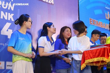 HO CHI MINH CITY NIGHT RUN EXIMBANK 2024 - Ảnh #1965833