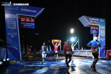 HO CHI MINH CITY NIGHT RUN EXIMBANK 2024 - Ảnh #2062118