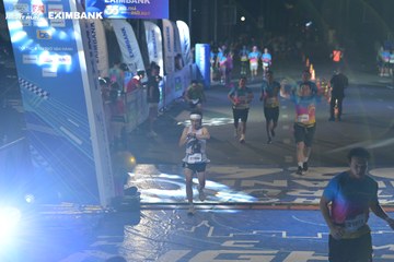 HO CHI MINH CITY NIGHT RUN EXIMBANK 2024 - Ảnh #2033180