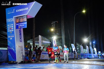 HO CHI MINH CITY NIGHT RUN EXIMBANK 2024 - Ảnh #2033296