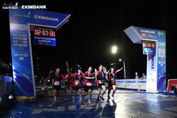 HO CHI MINH CITY NIGHT RUN EXIMBANK 2024 - Ảnh #2059690