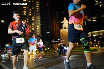 HO CHI MINH CITY NIGHT RUN EXIMBANK 2024 - Ảnh #1991408