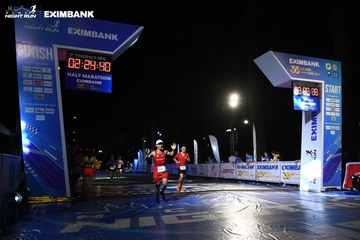 HO CHI MINH CITY NIGHT RUN EXIMBANK 2024 - Ảnh #2059903