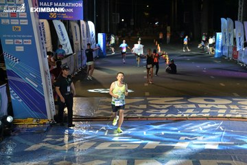 HO CHI MINH CITY NIGHT RUN EXIMBANK 2024 - Ảnh #2026767