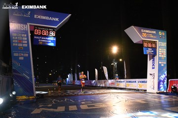 HO CHI MINH CITY NIGHT RUN EXIMBANK 2024 - Ảnh #2062937