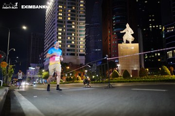 HO CHI MINH CITY NIGHT RUN EXIMBANK 2024 - Ảnh #1989353