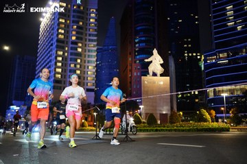 HO CHI MINH CITY NIGHT RUN EXIMBANK 2024 - Ảnh #1989311