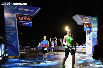 HO CHI MINH CITY NIGHT RUN EXIMBANK 2024 - Ảnh #2064613