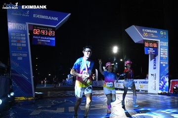 HO CHI MINH CITY NIGHT RUN EXIMBANK 2024 - Ảnh #2062104