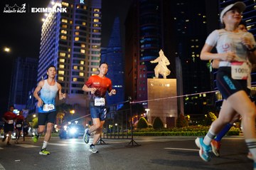 HO CHI MINH CITY NIGHT RUN EXIMBANK 2024 - Ảnh #1989338