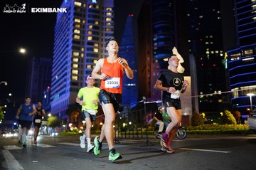 HO CHI MINH CITY NIGHT RUN EXIMBANK 2024 - Ảnh #1989918