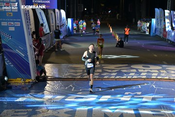 HO CHI MINH CITY NIGHT RUN EXIMBANK 2024 - Ảnh #2030062