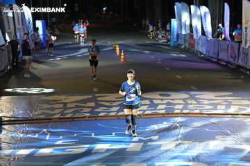 HO CHI MINH CITY NIGHT RUN EXIMBANK 2024 - Ảnh #2034047