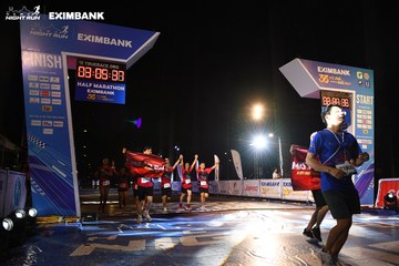 HO CHI MINH CITY NIGHT RUN EXIMBANK 2024 - Ảnh #2064455