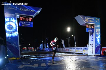 HO CHI MINH CITY NIGHT RUN EXIMBANK 2024 - Ảnh #2062363