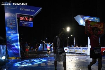 HO CHI MINH CITY NIGHT RUN EXIMBANK 2024 - Ảnh #2062222