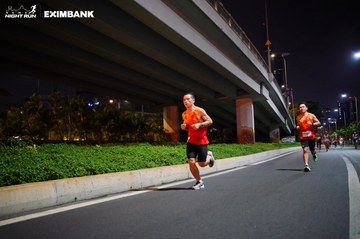 HO CHI MINH CITY NIGHT RUN EXIMBANK 2024 - Ảnh #1988707