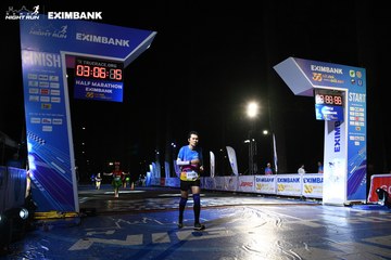 HO CHI MINH CITY NIGHT RUN EXIMBANK 2024 - Ảnh #2065150