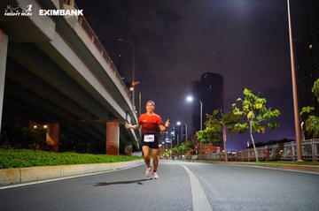 HO CHI MINH CITY NIGHT RUN EXIMBANK 2024 - Ảnh #1988623