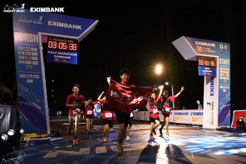 HO CHI MINH CITY NIGHT RUN EXIMBANK 2024 - Ảnh #2064503