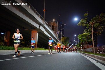 HO CHI MINH CITY NIGHT RUN EXIMBANK 2024 - Ảnh #1988933