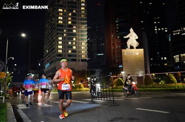 HO CHI MINH CITY NIGHT RUN EXIMBANK 2024 - Ảnh #1991246